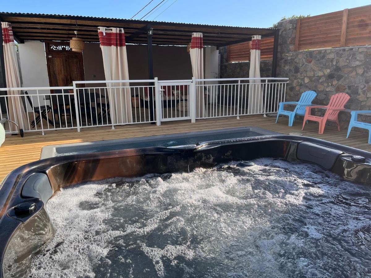 La Casita Creole Villa Avec Piscine Et Jacuzzi Saint Pierre Exterior foto